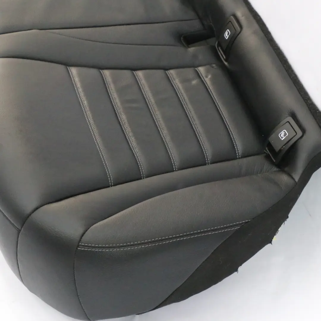 Sedile Posteriore Panca Divano Rivestimento Sedili Pelle Nera per Mercedes X253 con numero di parte A2539206302 Mercedes X253 Sedile Posteriore Panca Divano Rivestimento Sedili Pelle Nera - SKU A2539206302 - Numero di parte A2539206302