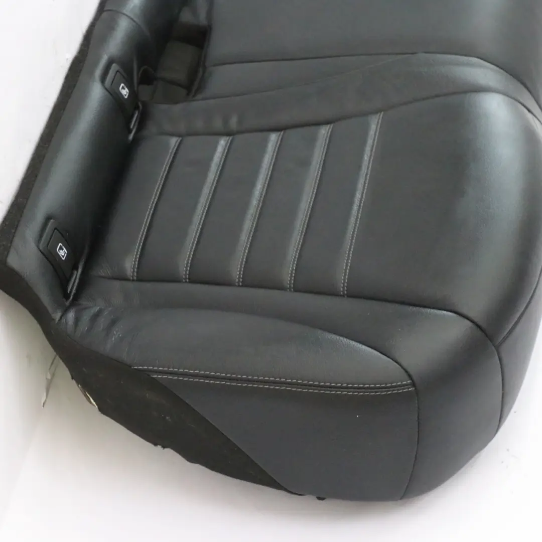 Sedile Posteriore Panca Divano Rivestimento Sedili Pelle Nera per Mercedes X253 con numero di parte A2539206302 Mercedes X253 Sedile Posteriore Panca Divano Rivestimento Sedili Pelle Nera - SKU A2539206302 - Numero di parte A2539206302