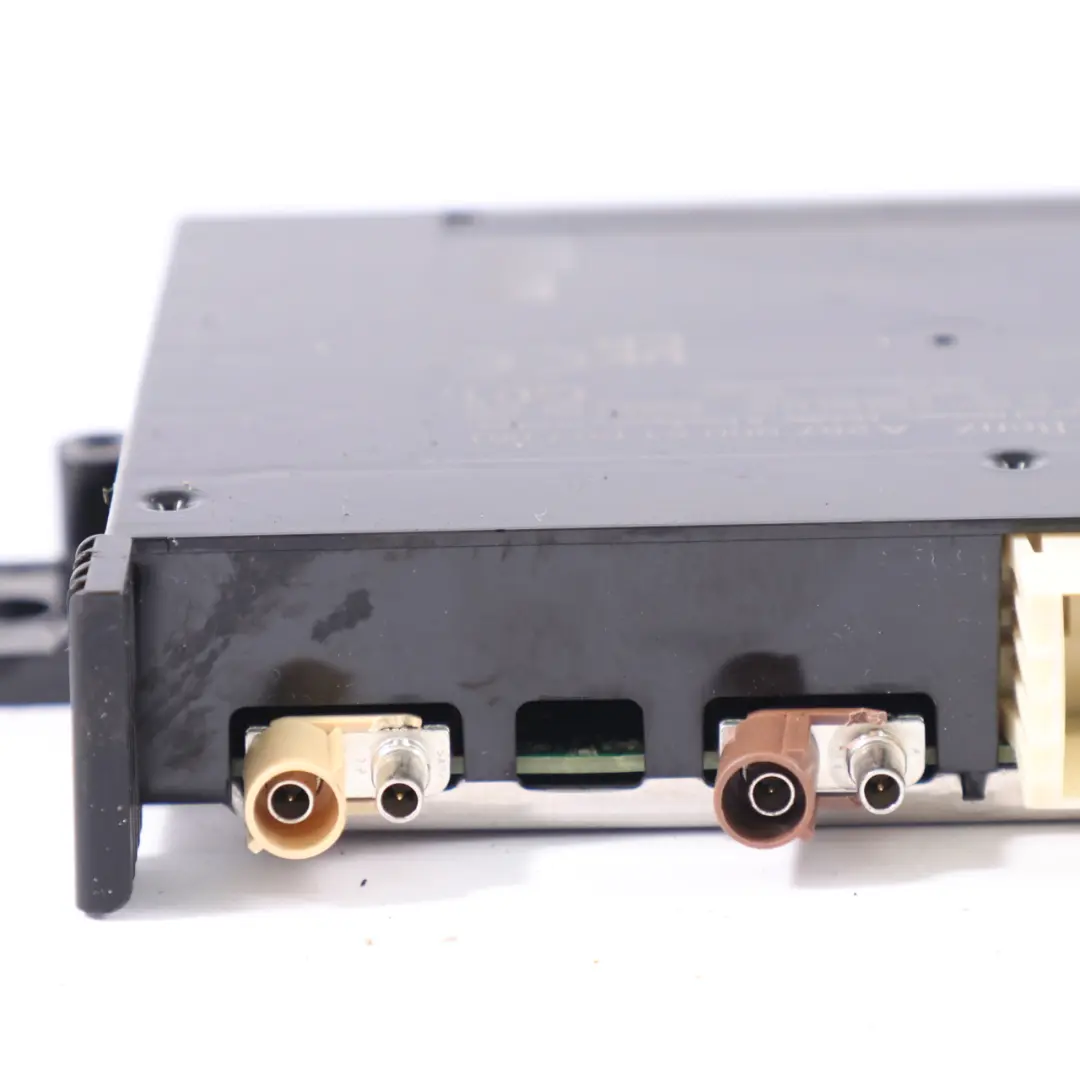 W907 Servizi telematici Modulo di comunicazione per Mercedes Sprinter con numero di parte A2579005100 Mercedes Sprinter W907 Servizi telematici Modulo di comunicazione - SKU A2579005100 - Numero di parte A2579005100