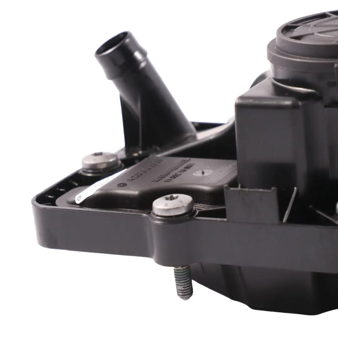 Mercedes W177 Séparateur d'huile Soupape de reniflard - SKU A2600100300 - Numéro de pièce A2600100300