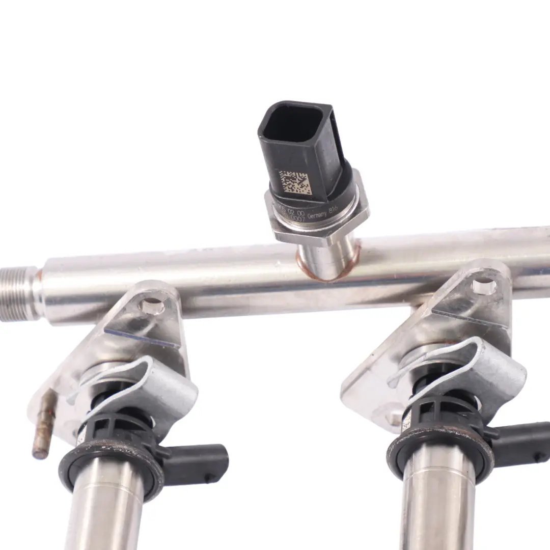 Mercedes W177 M260 Benzin Einspritzleiste Leitung A2600700300 - SKU A2600700900-1 - Teilenummer A2600700900