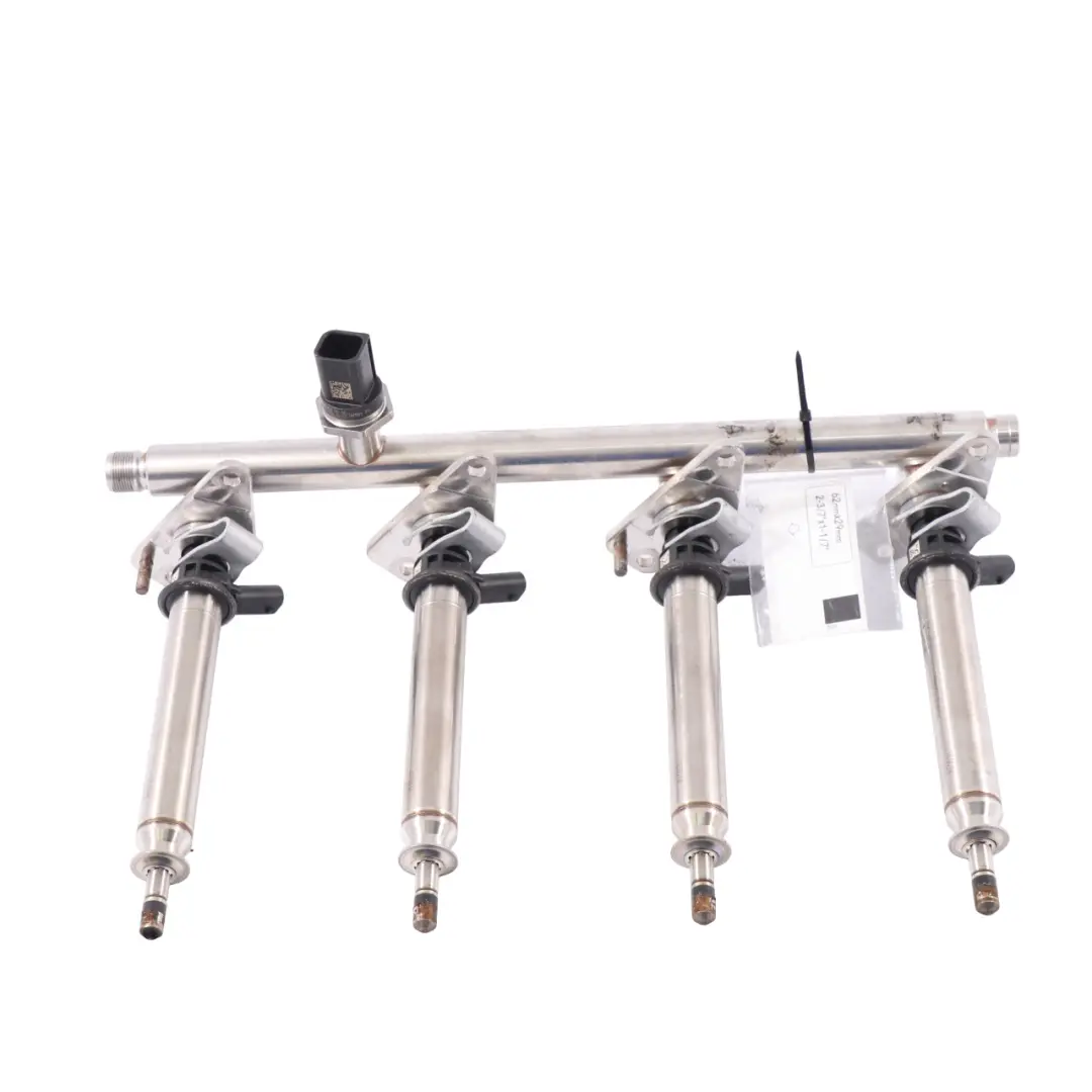Mercedes W177 M260 Petrol Fuel Injector Rail Line A2600700300 - SKU A2600700900-1 - Part number A2600700900