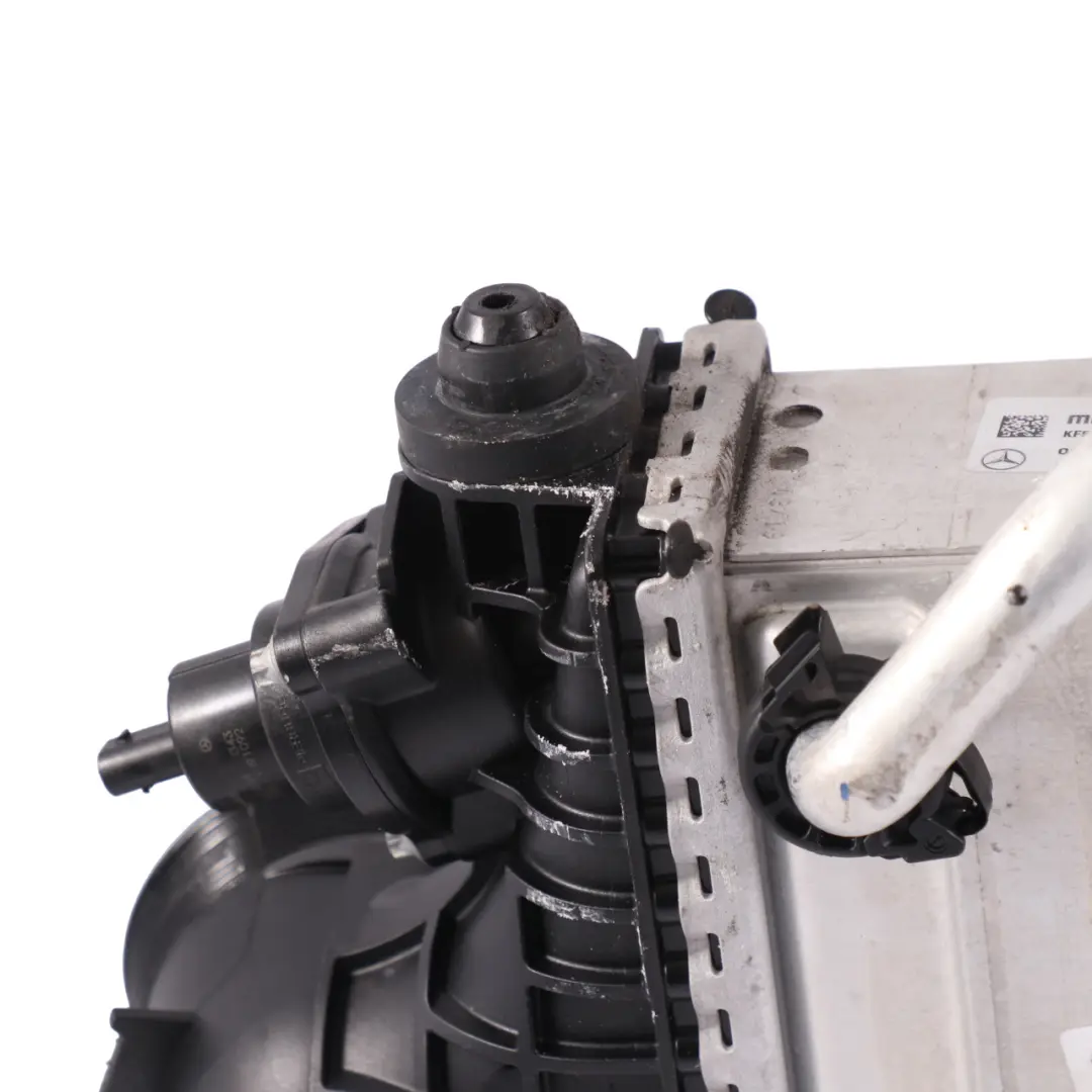 M260 AMG A35 Intercooler Enfriador aire carga para Mercedes W177 con número de pieza A2600903100 Mercedes W177 M260 AMG A35 Intercooler Enfriador aire carga - SKU A2600903100-1 - Número de pieza A2600903100