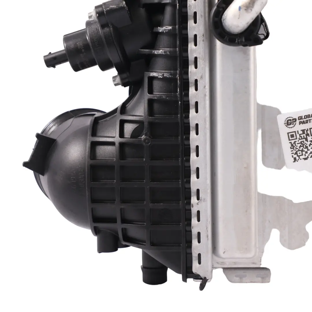 M260 AMG A35 Ladeluftkühler für Mercedes W177 mit Teilenummer A2600903100 Mercedes W177 M260 AMG A35 Ladeluftkühler - SKU A2600903100-1 - Teilenummer A2600903100