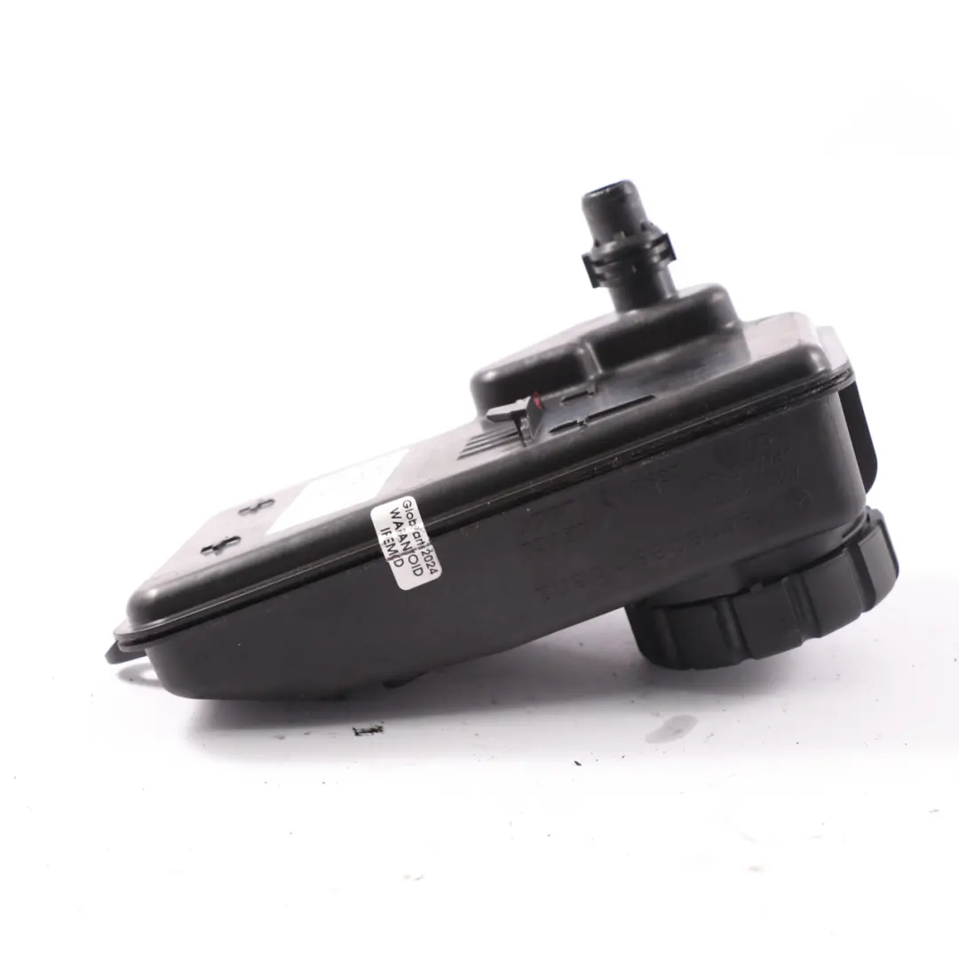 serbatoio di espansione del liquido benzina per Mercedes W177 A 35 con numero di parte A2602001300 Mercedes W177 A 35 serbatoio di espansione del liquido benzina - SKU A2602001300-1 - Numero di parte A2602001300