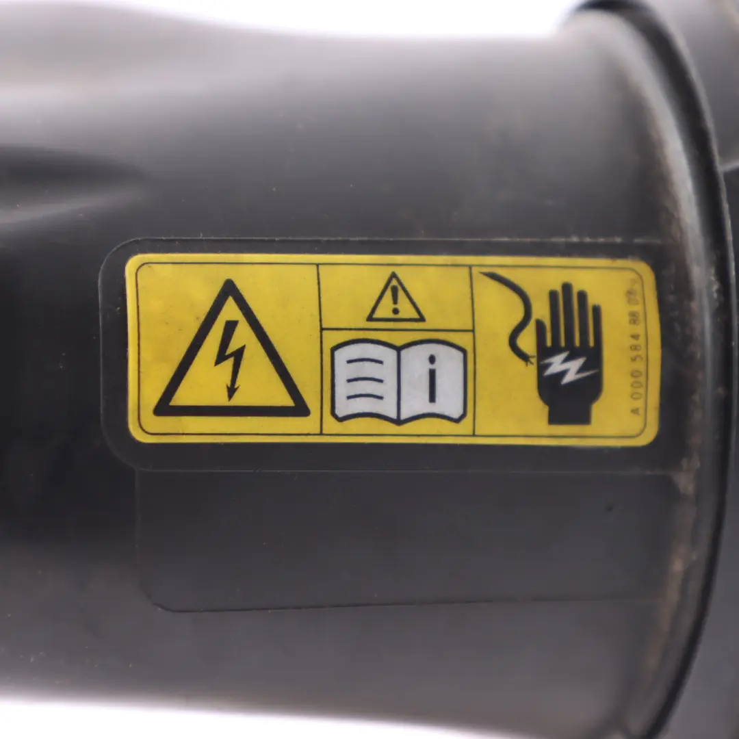 Rura Przewód Dolot Wąż Powietrza do Mercedes W205 o numerze A2640902500 Mercedes W205 Rura Przewód Dolot Wąż Powietrza - SKU A2640902500 - Numer Części A2640902500