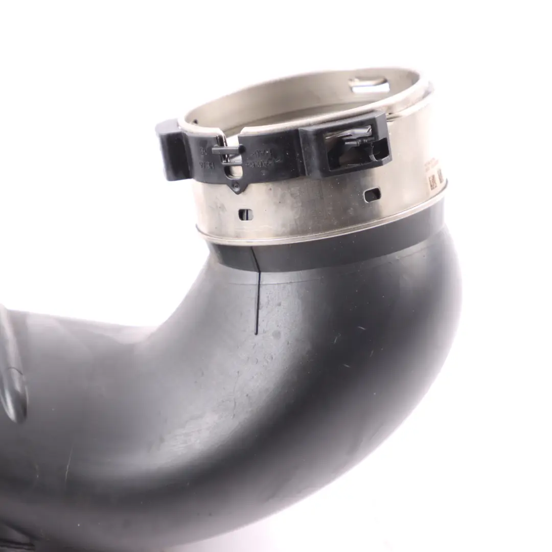 Turbolader Luftansaugrohr Schlauchleitung für Mercedes W205 mit Teilenummer A2640902500 Mercedes W205 Turbolader Luftansaugrohr Schlauchleitung - SKU A2640902500 - Teilenummer A2640902500