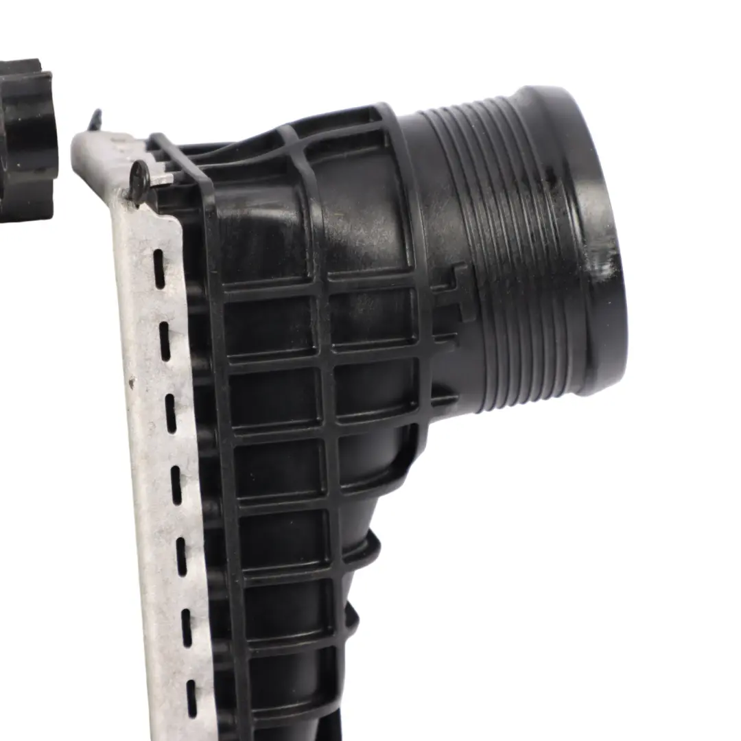 M264 Radiateur Intercooler Refroidisseur pour Mercedes W205 W213 C238 à propos du numéro de pièce A2640905300 Mercedes W205 W213 C238 M264 Radiateur Intercooler Refroidisseur - SKU A2640905300-1 - Numéro de pièce A2640905300