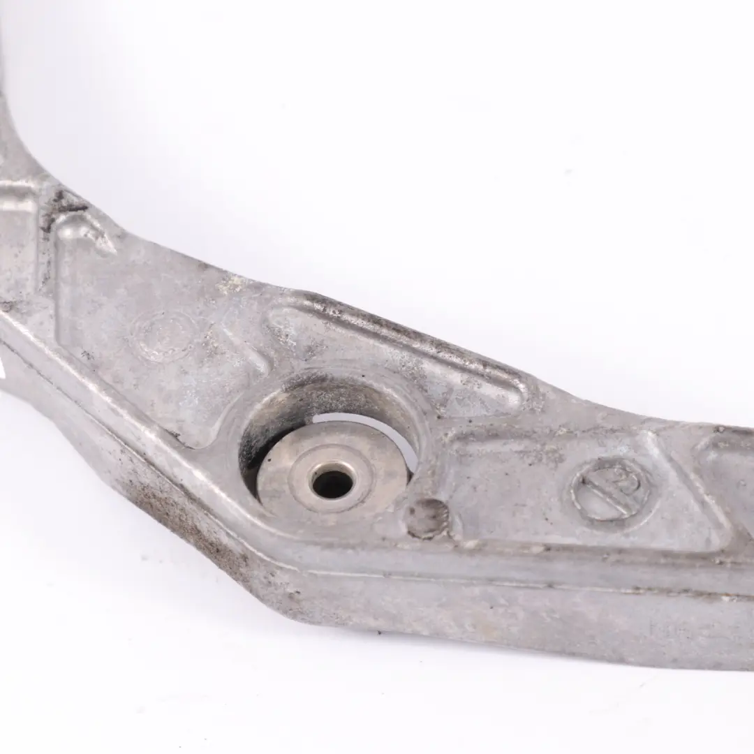 Mercedes W205 Wspornik Intercoolera Mocowanie Kanału Powietrza - SKU A2640906300-1 - Numer Części A2640906300
