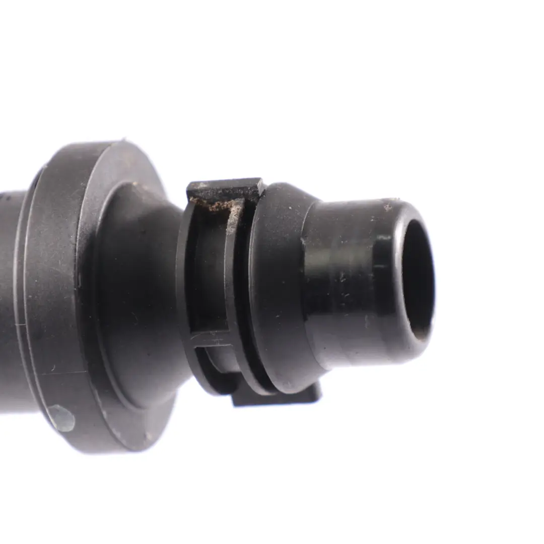 Montaje manguera refrigeración Línea aceite transmisión 2642002001 para Mercedes W205 con número de pieza A2642002001 Mercedes W205 Montaje manguera refrigeración Línea aceite transmisión 2642002001 - SKU A2642002001 - Número de pieza A2642002001