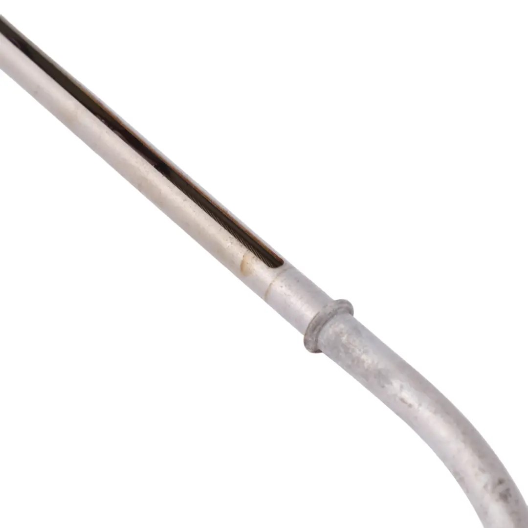 Jauge d'huile Mercedes W176 W246 M270 Niveau Tube guidage moteur pour à propos du numéro de pièce A2700104602 Jauge d'huile Mercedes W176 W246 M270 Niveau Tube guidage moteur - SKU A2700104602-1 - Numéro de pièce A2700104602