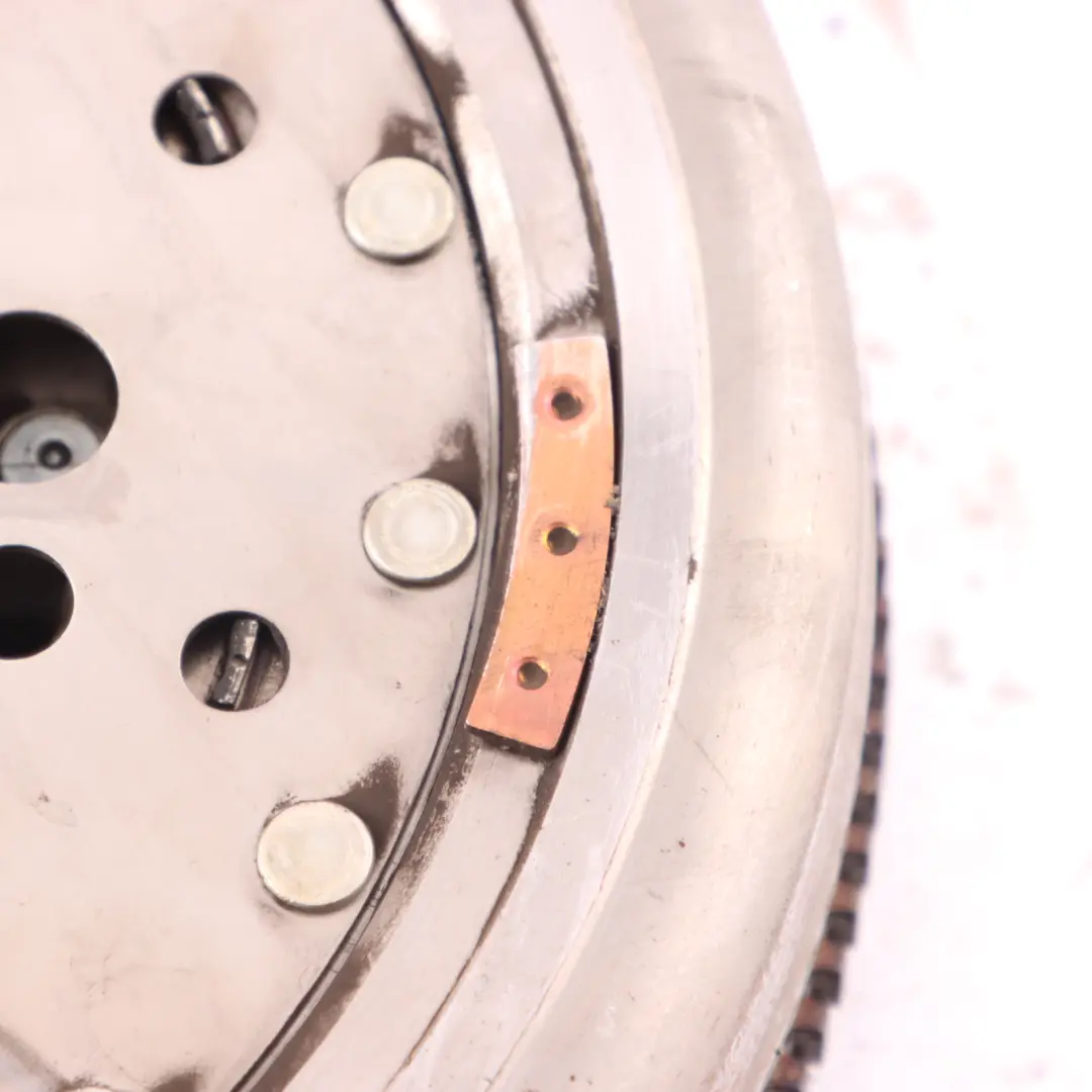 Flywheel Mercedes W176 W242 W246 Petrol M270.910 Dual Mass Flywheel to with Part number A2700300205 Flywheel Mercedes W176 W242 W246 Petrol M270.910 Dual Mass Flywheel - SKU A2700300205 - Part number A2700300205