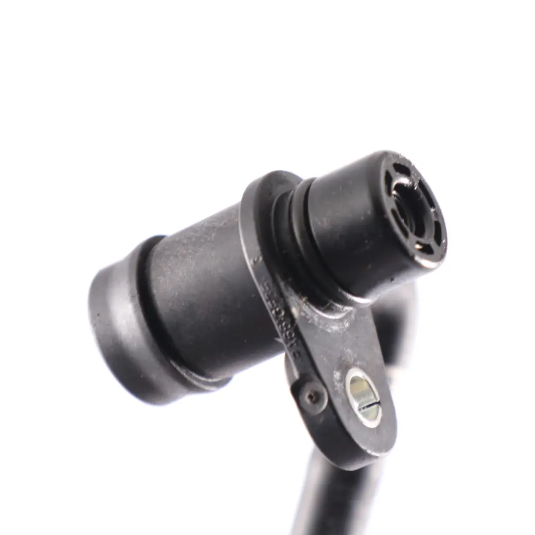  Tuyau d'aspiration Mercedes W176 A200 M270 Ligne de la pompe à vide - SKU A2700700532 - Numéro de pièce A2700700532