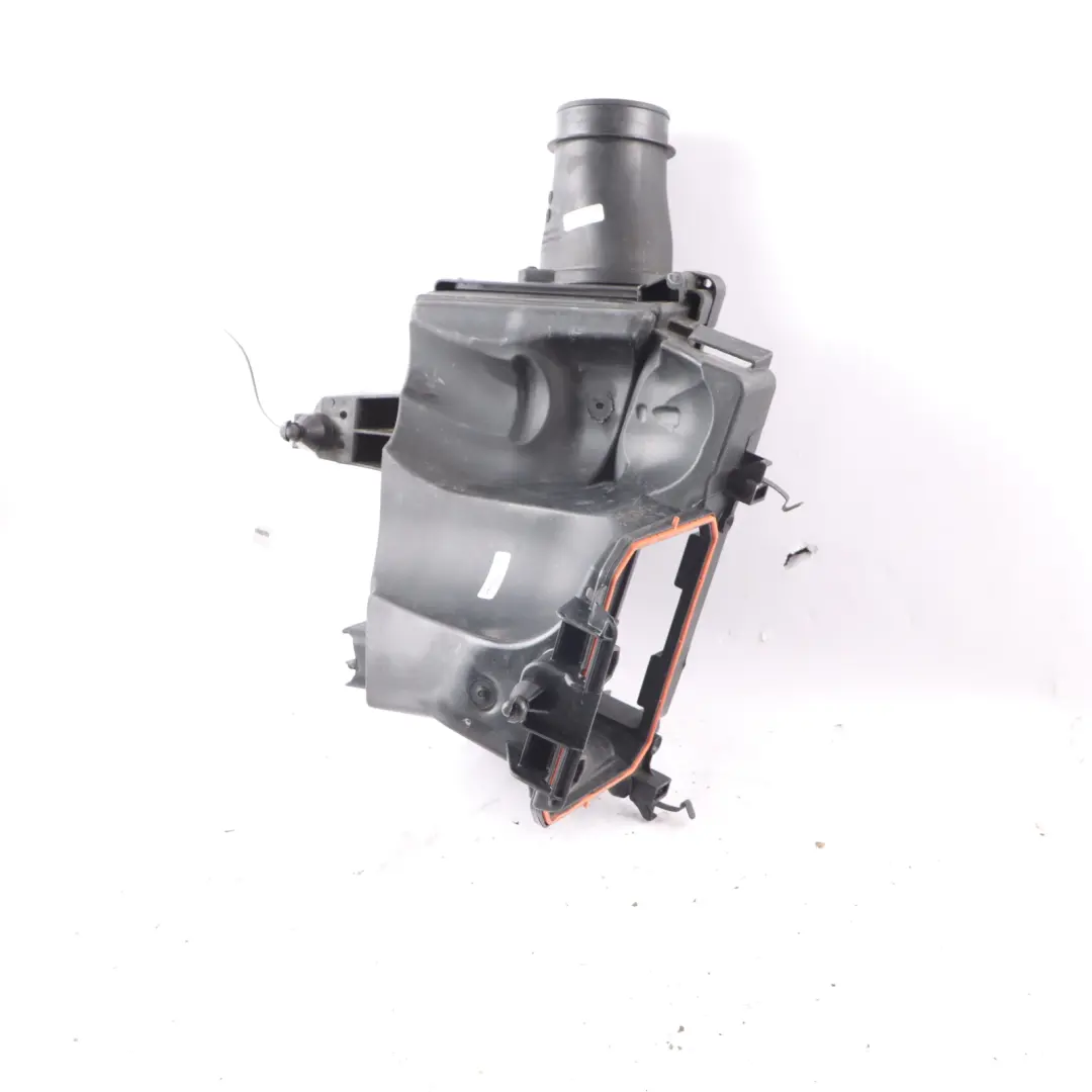 Filter Box Mercedes W176 W246 Intake Silencer Filter Box Cover to Air with Part number A2700900601 Air Filter Box Mercedes W176 W246 Intake Silencer Filter Box Cover - SKU A2700900601-2 - Part number A2700900601