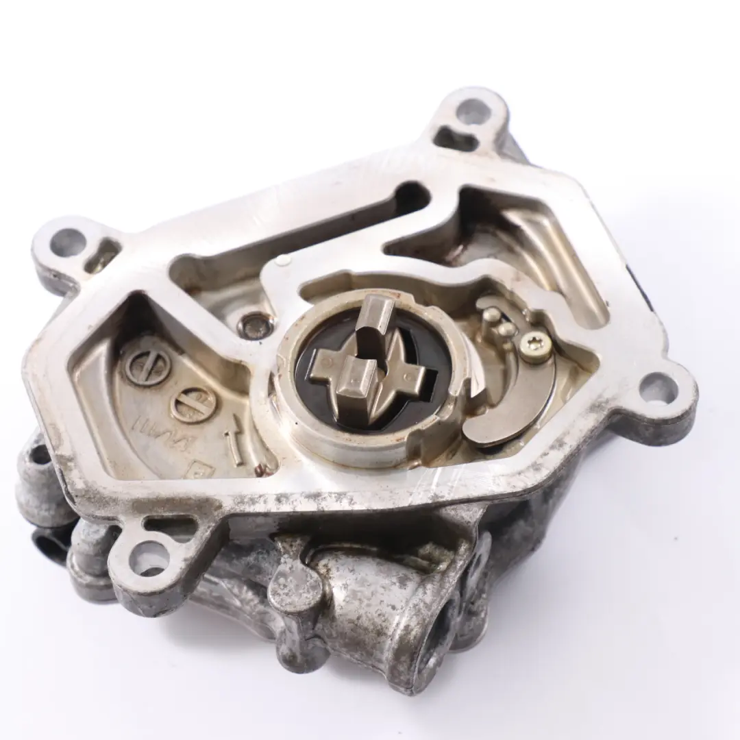 Mercedes W176 W204 C207 W212 W246 M270 Pompe à vide moteur essence - SKU A2701800901-1 - Numéro de pièce A2701800901