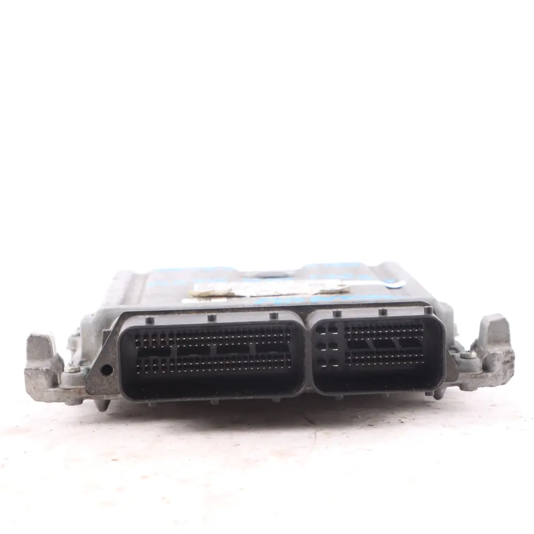 A180 B180 270.910 122HP Engine ECU Kit Key Lock to Mercedes W176 W246 with Part number A2709002100 Mercedes W176 W246 A180 B180 270.910 122HP Engine ECU Kit Key Lock - SKU A2709002100-6 - Part number A2709002100