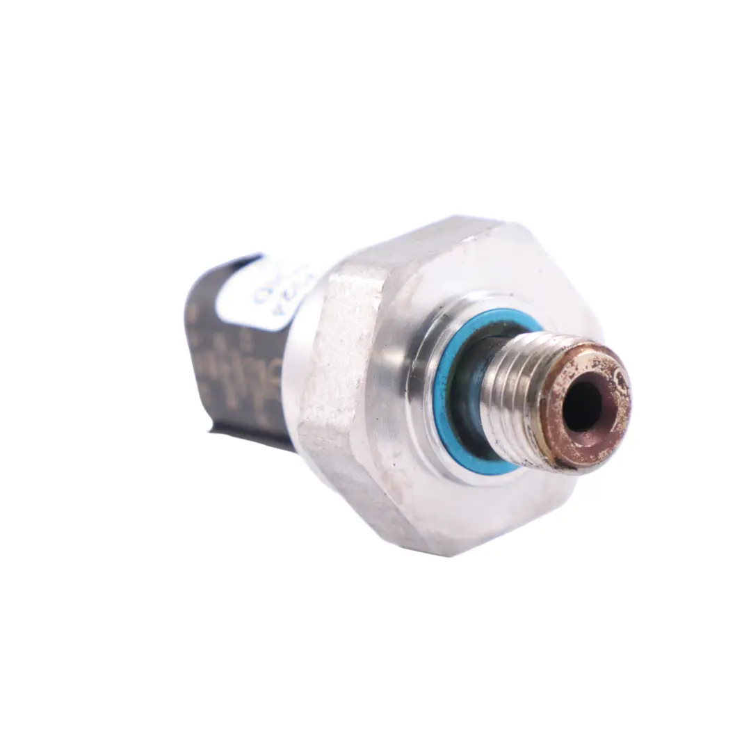 Mercedes W176 M270 Sensor de contrapresión de los gases de escape - SKU A2709050300 - Número de pieza A2709050300
