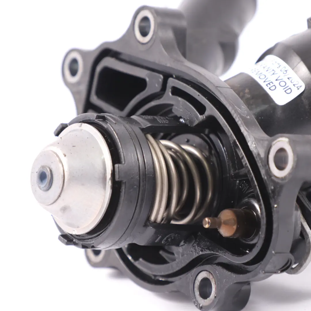 Mercedes W204 Refrigerador Termostato de Agua A6512002700 - SKU A2712000315 - Número de pieza A2712000315