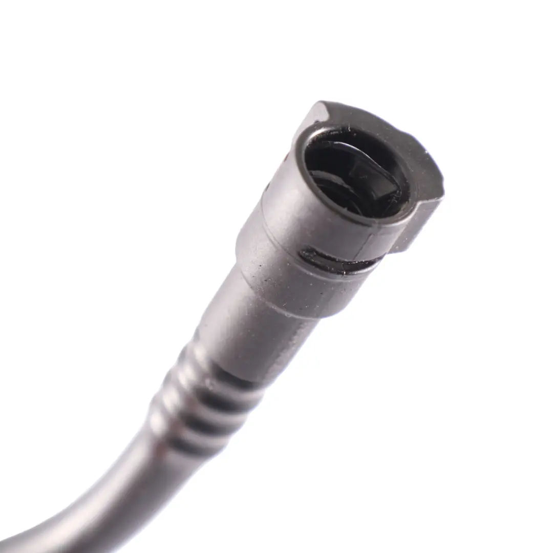 Tubo sfiato Mercedes W204 W212 M274 Tubo flessibile ventilazione per con numero di parte A2740180000 Tubo sfiato Mercedes W204 W212 M274 Tubo flessibile ventilazione - SKU A2740180000 - Numero di parte A2740180000