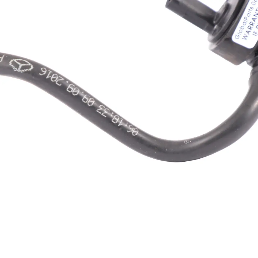 Tuyau de ventilation Tuyau d'évacuation pour Mercedes W213 à propos du numéro de pièce A2740182201 Mercedes W213 Tuyau de ventilation Tuyau d'évacuation - SKU A2740182201 - Numéro de pièce A2740182201