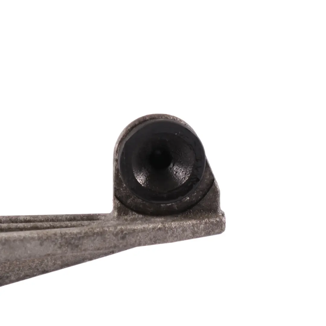 Łapa Wspornik Uchwyt Mocowanie Intercoolera do Mercedes W213 o numerze A2740981439 Mercedes W213 Łapa Wspornik Uchwyt Mocowanie Intercoolera - SKU A2740981439 - Numer Części A2740981439