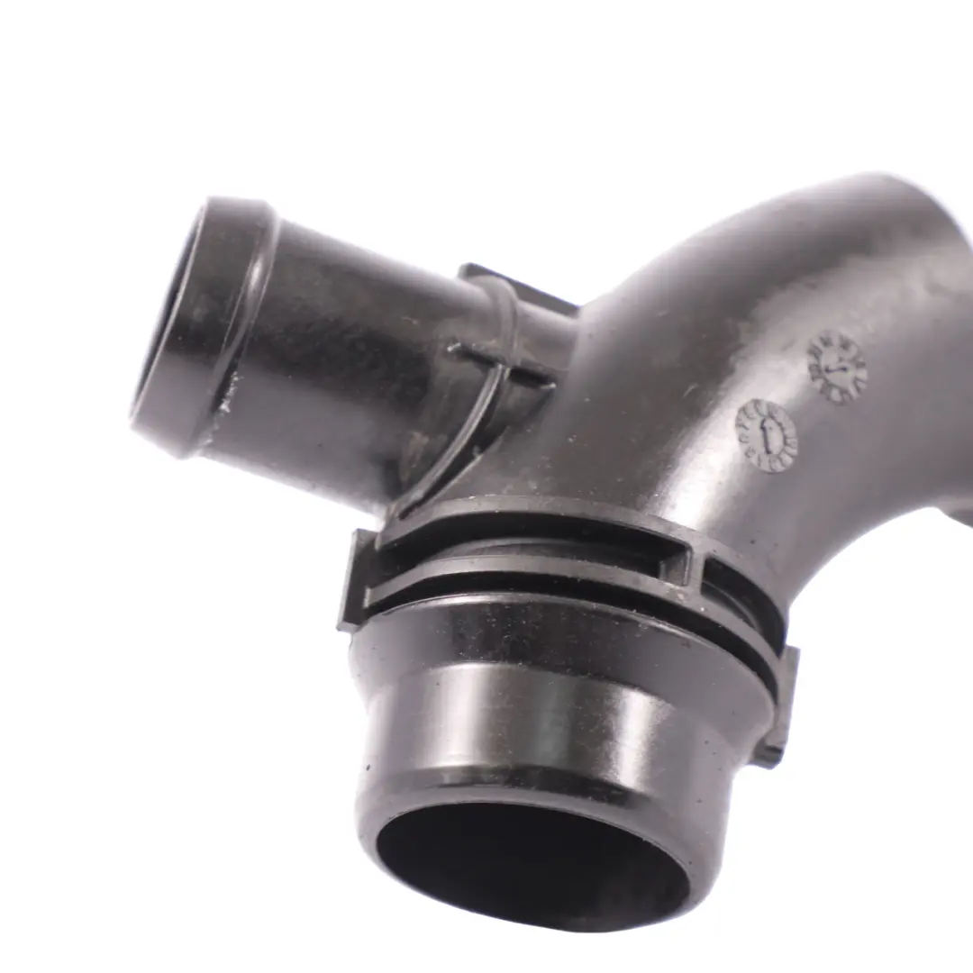 Pompa acqua refrigerante Unità raffreddamento acqua per Mercedes W213 con numero di parte A2742000256 Mercedes W213 Pompa acqua refrigerante Unità raffreddamento acqua - SKU A2742000256 - Numero di parte A2742000256