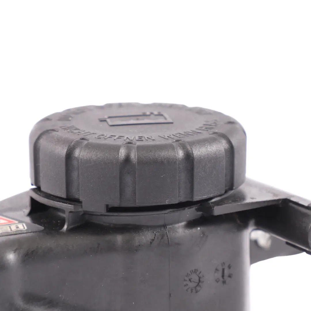 Mercedes W205 W213 M274 Kühlmittelbehälter Ausdehnungsgefäß Benzin - SKU A2742000385 - Teilenummer A2742000385
