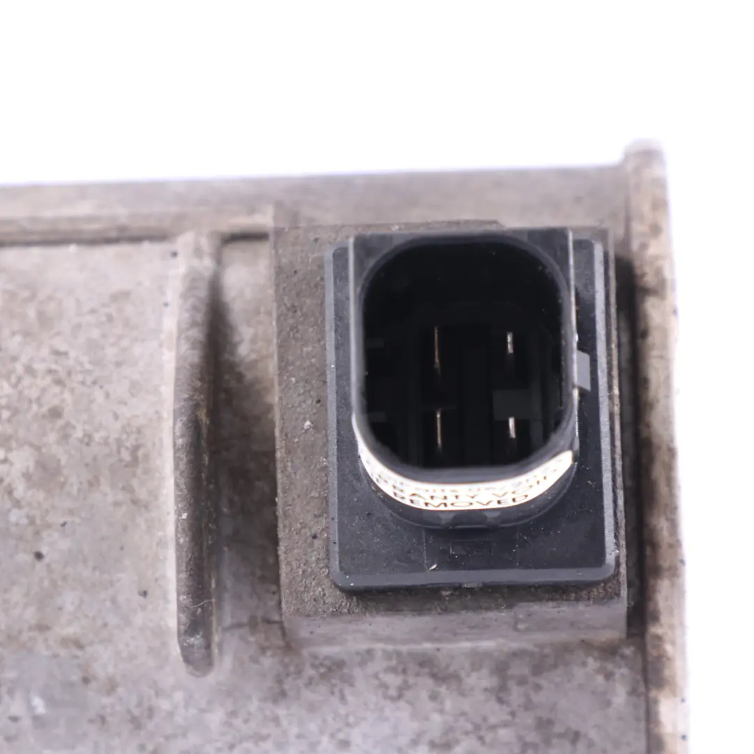 Bomba De Agua Y Refrigerante para Mercedes W205 con número de pieza A2742002700 Mercedes W205 Bomba De Agua Y Refrigerante - SKU A2742002700 - Número de pieza A2742002700