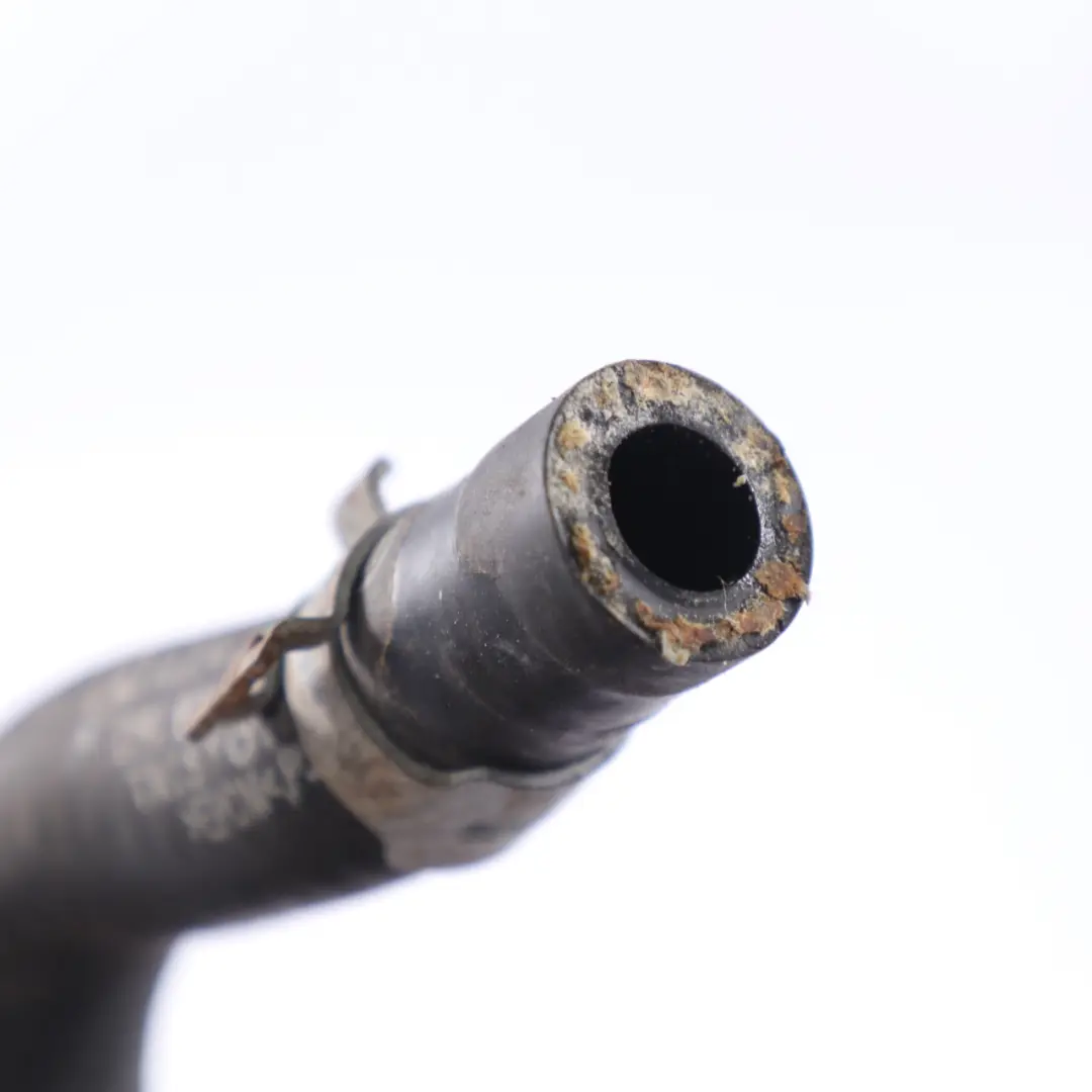 acqua Mercedes W204 X253 Benzina M274 Tubo ritorno per Linea con numero di parte A2742032702 Linea acqua Mercedes W204 X253 Benzina M274 Tubo ritorno - SKU A2742032702 - Numero di parte A2742032702