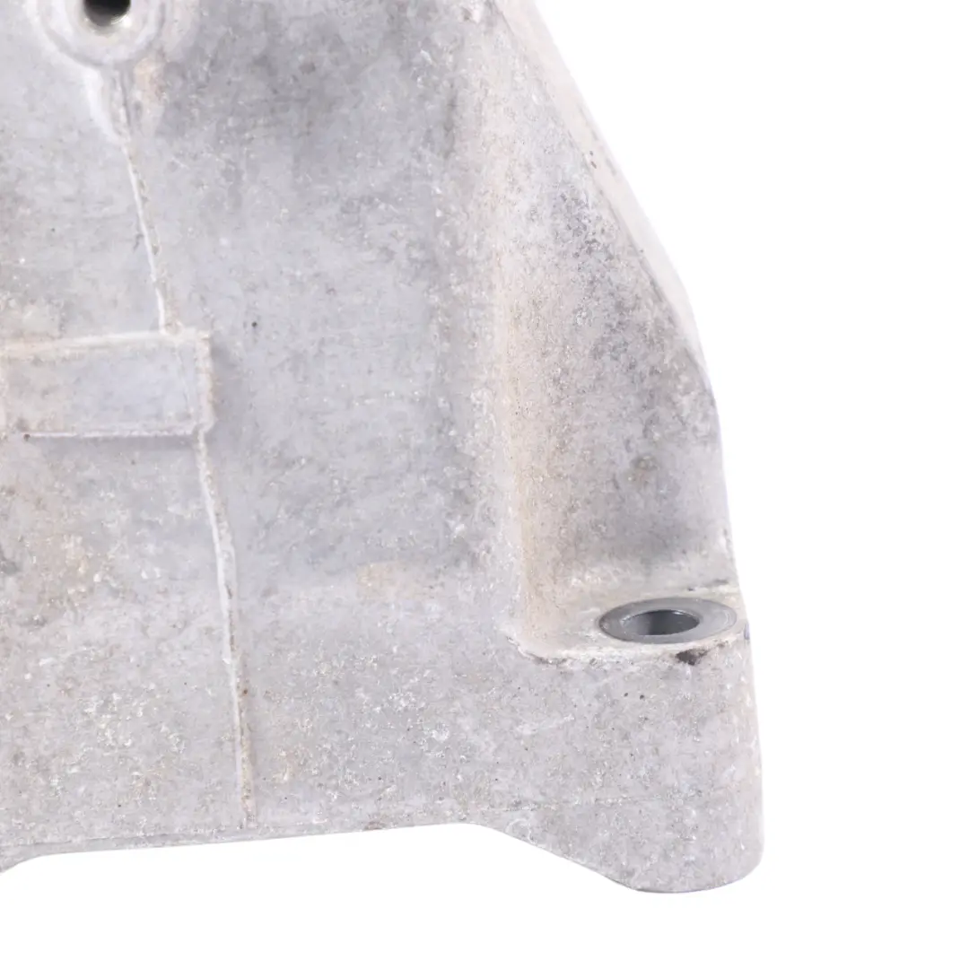 Carrier Mercedes W204 C207 X253 Petrol M274 Right O/S Mount to Engine with Part number A2742231004 Engine Carrier Mercedes W204 C207 X253 Petrol M274 Right O/S Mount - SKU A2742231004 - Part number A2742231004