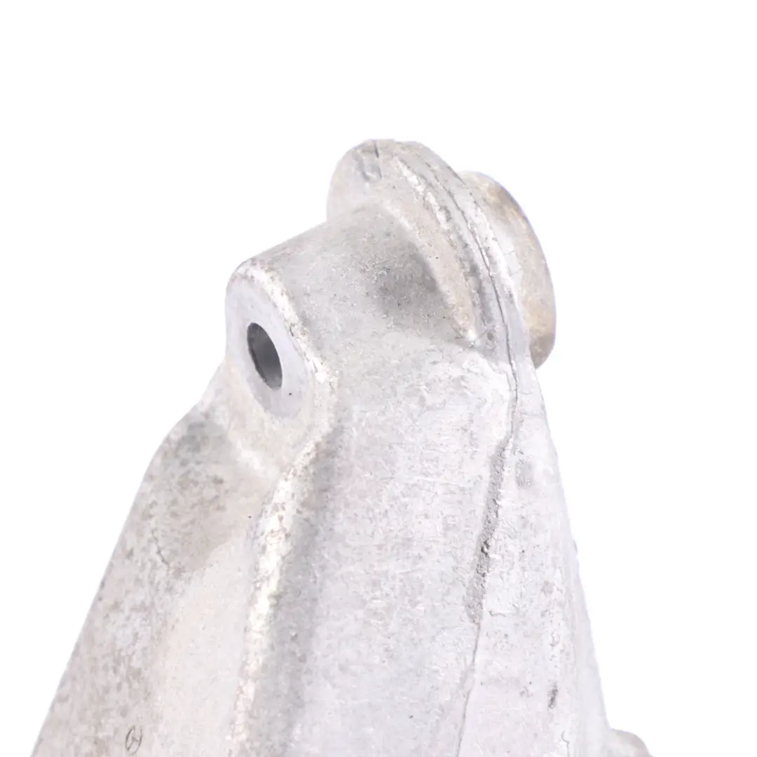 Carrier Mercedes W204 C207 X253 Petrol M274 Right O/S Mount to Engine with Part number A2742231004 Engine Carrier Mercedes W204 C207 X253 Petrol M274 Right O/S Mount - SKU A2742231004 - Part number A2742231004