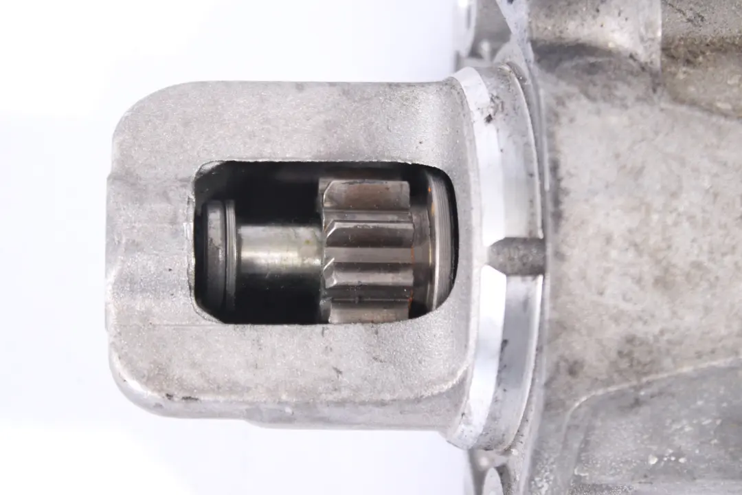 Mercedes W212 Petrol Engine Starter Motor - SKU rhd-A2769064400 - Part number A2769064400