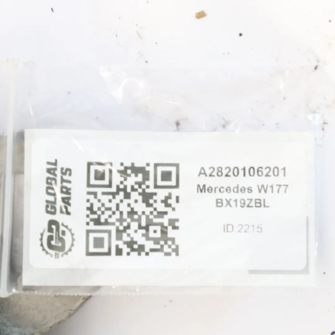 Mercedes W177 A 180 Essence OM282 Couvercle de la chaîne de distribution moteur - SKU A2820106201 - Numéro de pièce A2820106201