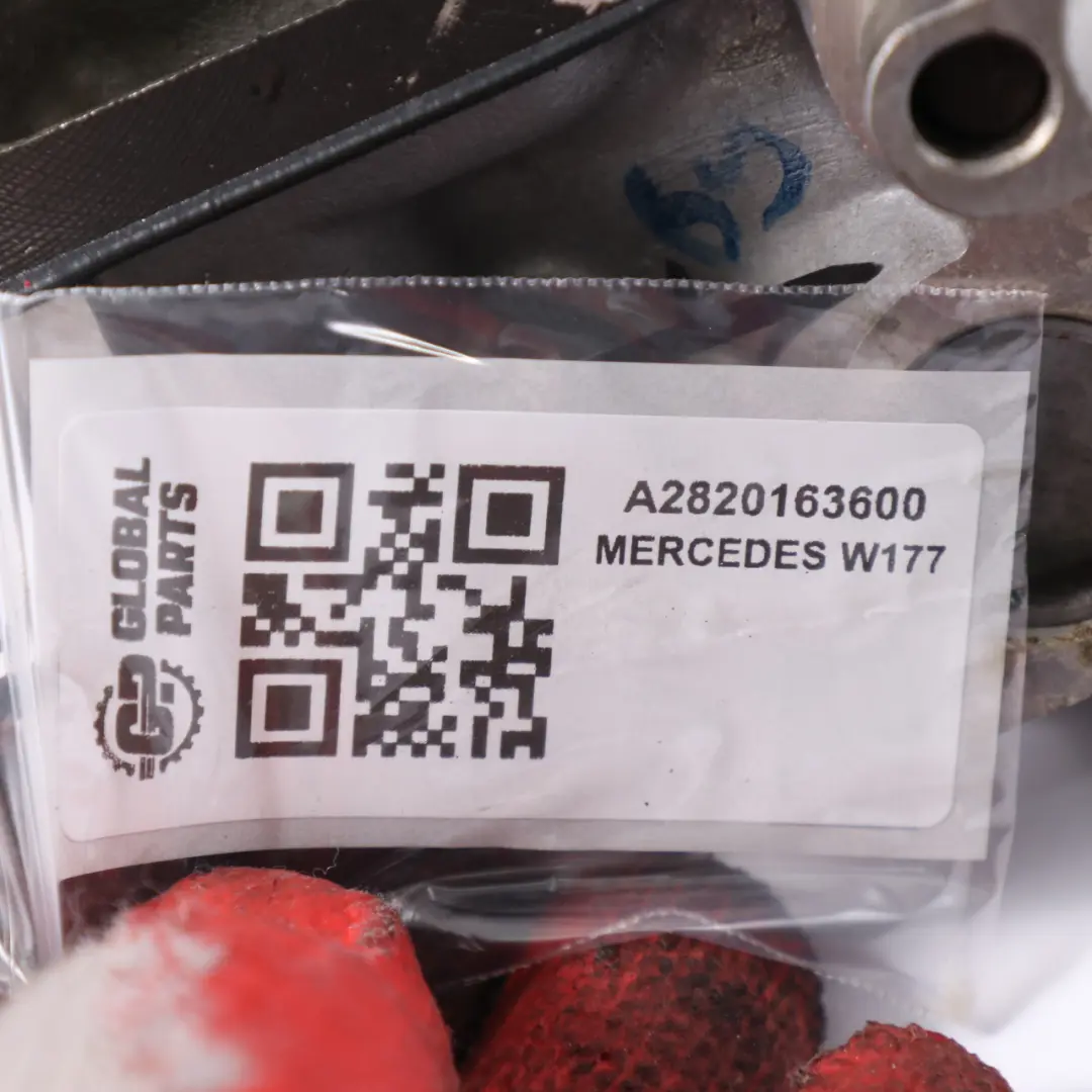 Benziner OM282.914 Motor Oben Zylinderkopf für Mercedes W177 mit Teilenummer A2820163600 Mercedes W177 Benziner OM282.914 Motor Oben Zylinderkopf - SKU A2820163600 - Teilenummer A2820163600