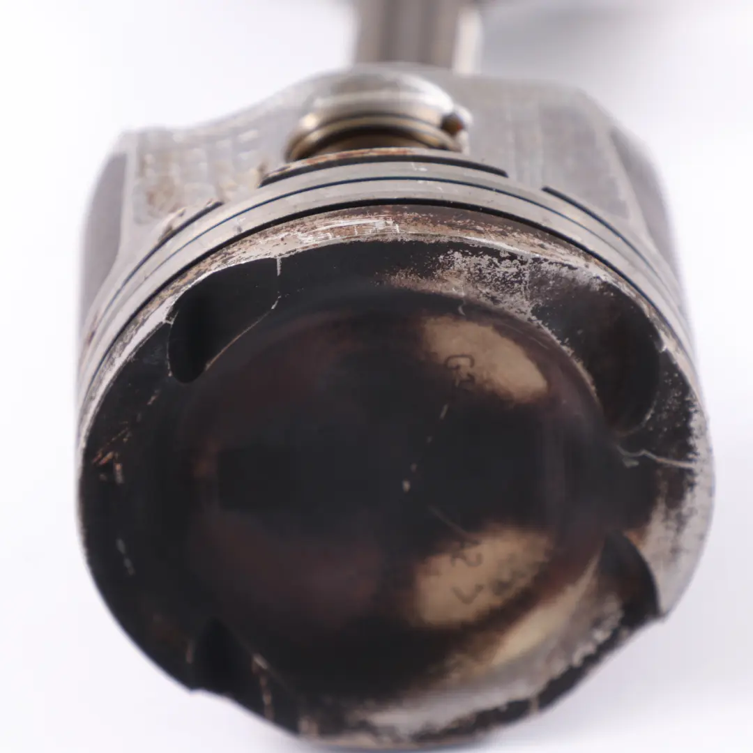 Benzina OM282.914 Pistone Biella A2820303300 per Mercedes W177 con numero di parte A2820301500 Mercedes W177 Benzina OM282.914 Pistone Biella A2820303300 - SKU A2820301500 - Numero di parte A2820301500