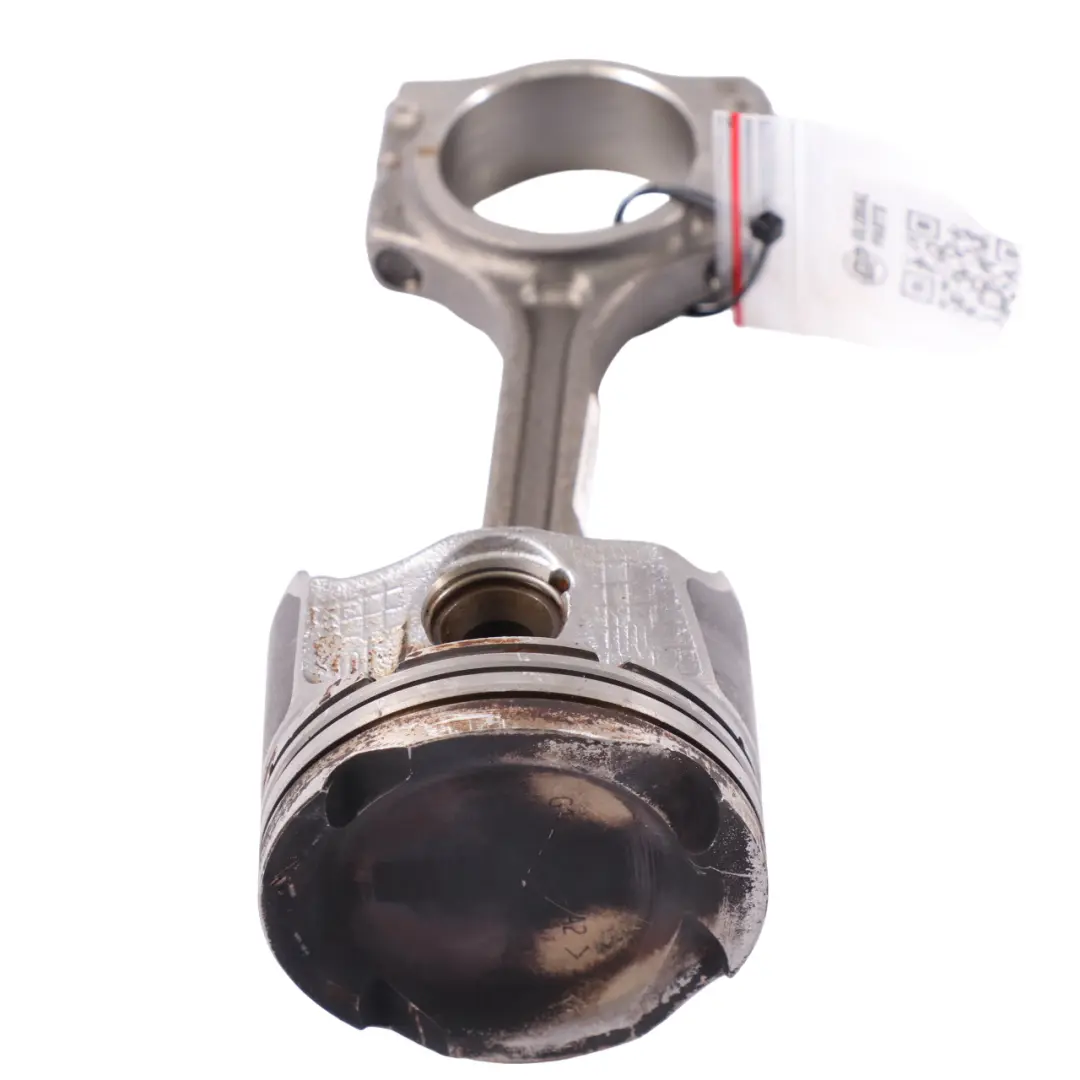 OM282.914 Piston Connecting Rod A2820303300 to Mercedes W177 Petrol with Part number A2820301500 Mercedes W177 Petrol OM282.914 Piston Connecting Rod A2820303300 - SKU A2820301500 - Part number A2820301500