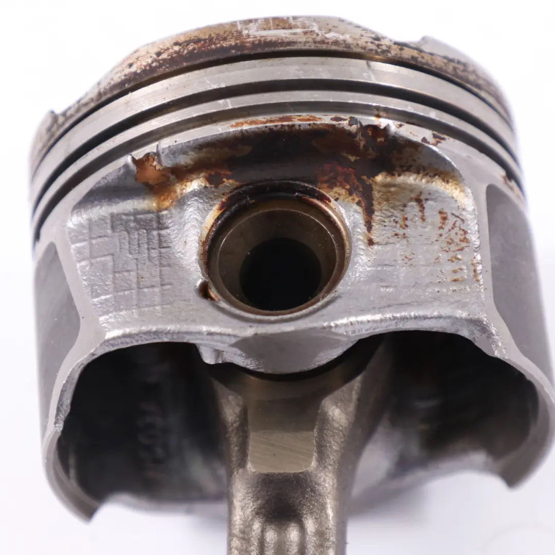 OM282.914 Piston Connecting Rod A2820303300 to Mercedes W177 Petrol with Part number A2820301500 Mercedes W177 Petrol OM282.914 Piston Connecting Rod A2820303300 - SKU A2820301500 - Part number A2820301500