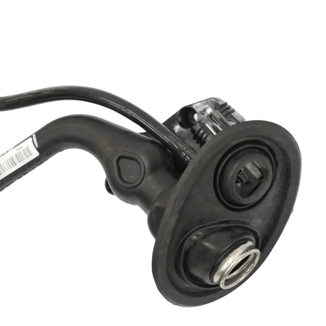 OM642 OM651 Tubo cuello depósito combustible para Mercedes GLE C292 con número de pieza A2924700220 Mercedes GLE C292 OM642 OM651 Tubo cuello depósito combustible - SKU A2924700220 - Número de pieza A2924700220
