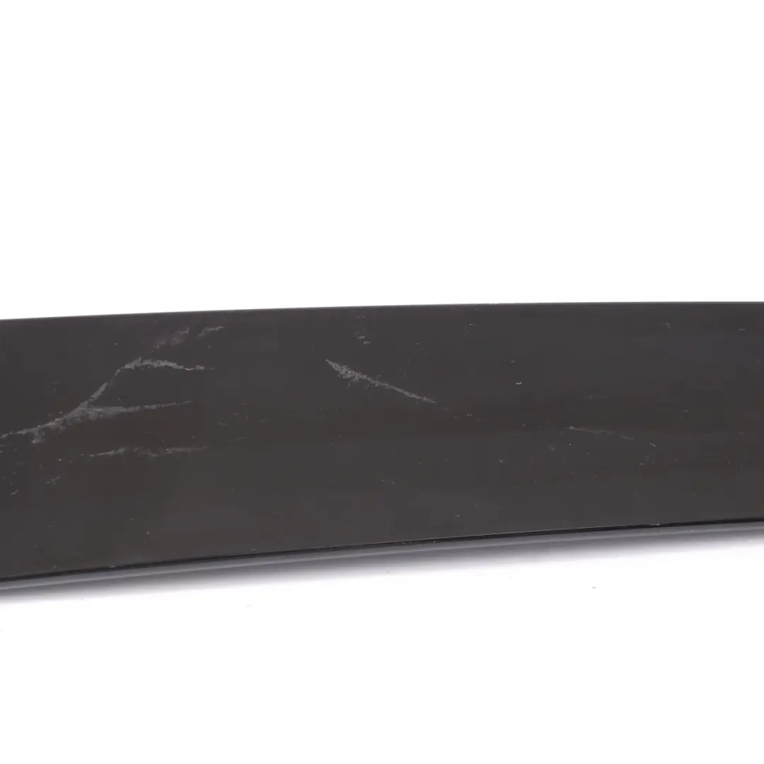 Moulure de Porte Colonne Arrière Droite Couverture pour Mercedes GLE C292 à propos du numéro de pièce A2926900487 Mercedes GLE C292 Moulure de Porte Colonne Arrière Droite Couverture - SKU A2926900487 - Numéro de pièce A2926900487