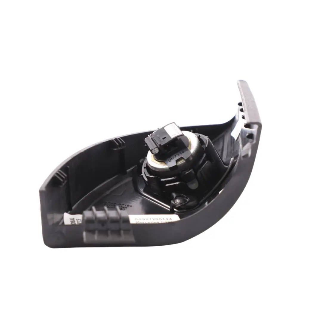 Puerta Delantera Izquierda Tapa Triángulo Altavoz Negro para Mercedes GLE C292 con número de pieza A2927200144 Mercedes GLE C292 Puerta Delantera Izquierda Tapa Triángulo Altavoz Negro - SKU A2927200144 - Número de pieza A2927200144