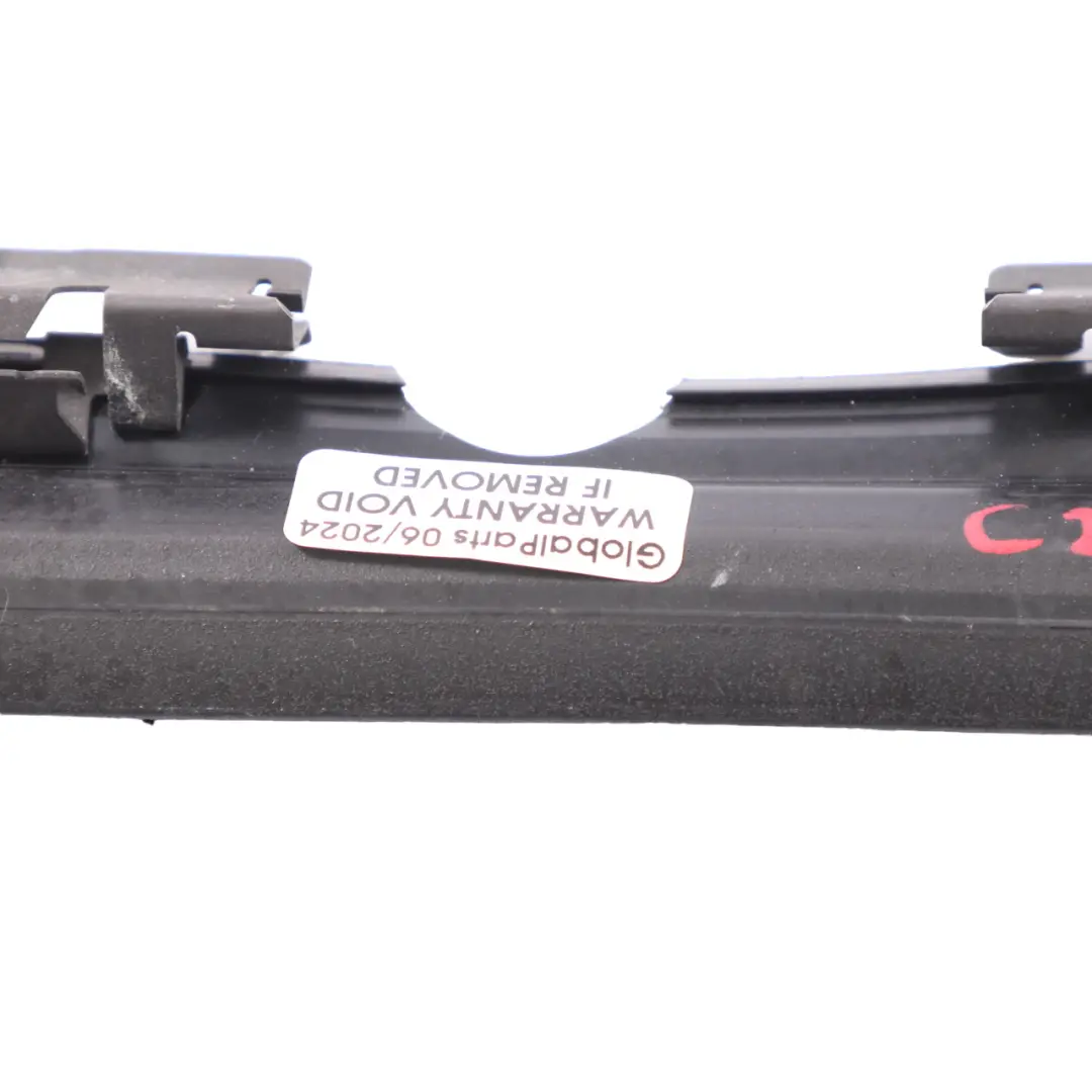 Türfenster Innere Dichtungsleiste Hinten Rechts A1667300224 für Mercedes C292 mit Teilenummer A2927300200 Mercedes C292 Türfenster Innere Dichtungsleiste Hinten Rechts A1667300224 - SKU A2927300200 - Teilenummer A2927300200