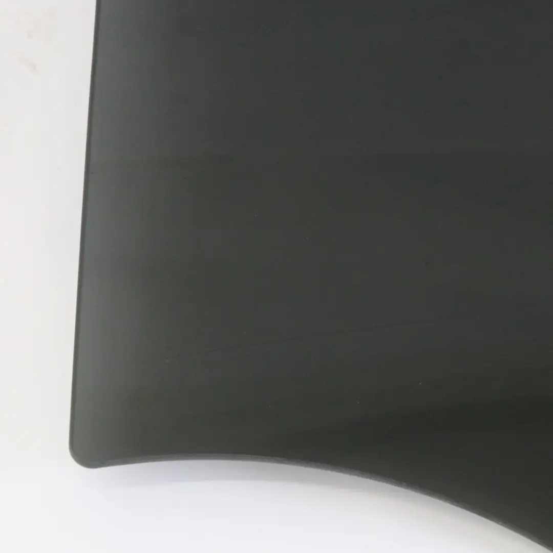 Finestrino laterale porta posteriore sinistra oscurato AS3 per Mercedes GLE C292 con numero di parte A2927350310 Mercedes GLE C292 Finestrino laterale porta posteriore sinistra oscurato AS3 - SKU A2927350310 - Numero di parte A2927350310