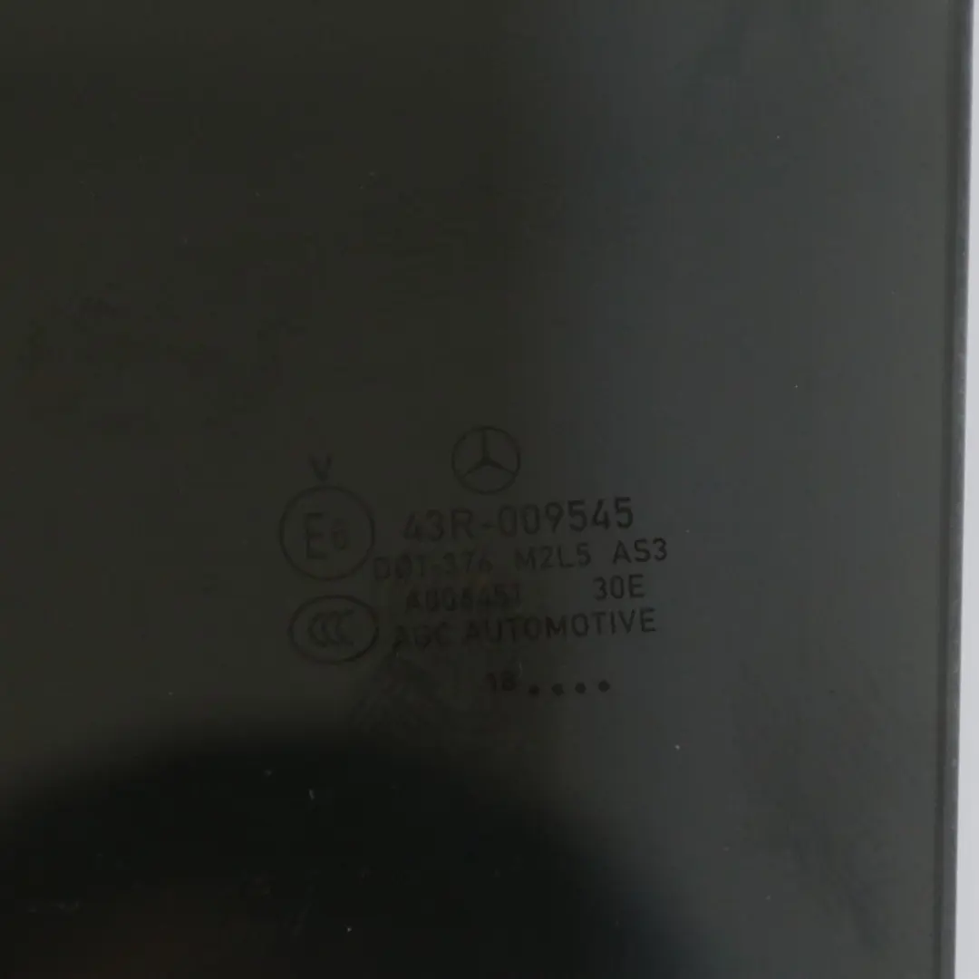 Seitenscheibe Tür Hinten Links Getönt AS3 für Mercedes GLE C292 Coupe mit Teilenummer A2927350310 Mercedes GLE C292 Coupe Seitenscheibe Tür Hinten Links Getönt AS3 - SKU A2927350310 - Teilenummer A2927350310