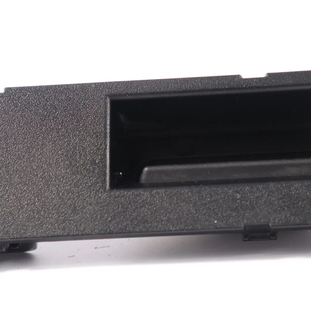 Mercedes GLE C292 Tapa del maletero Tapa interruptor apertura Negro - SKU A2928700110-1 - Número de pieza A2928700110