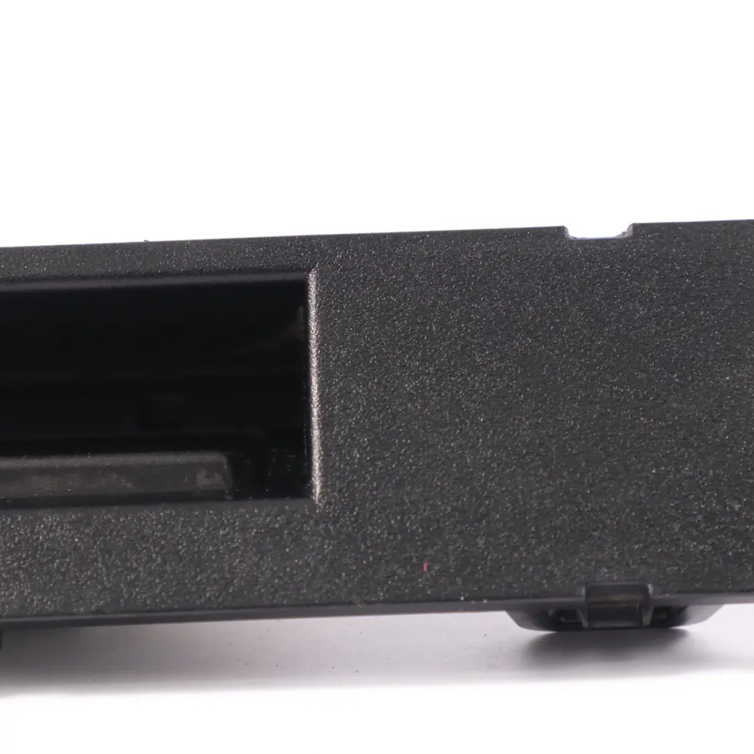 Mercedes GLE C292 Tapa del maletero Tapa interruptor apertura Negro - SKU A2928700110-1 - Número de pieza A2928700110