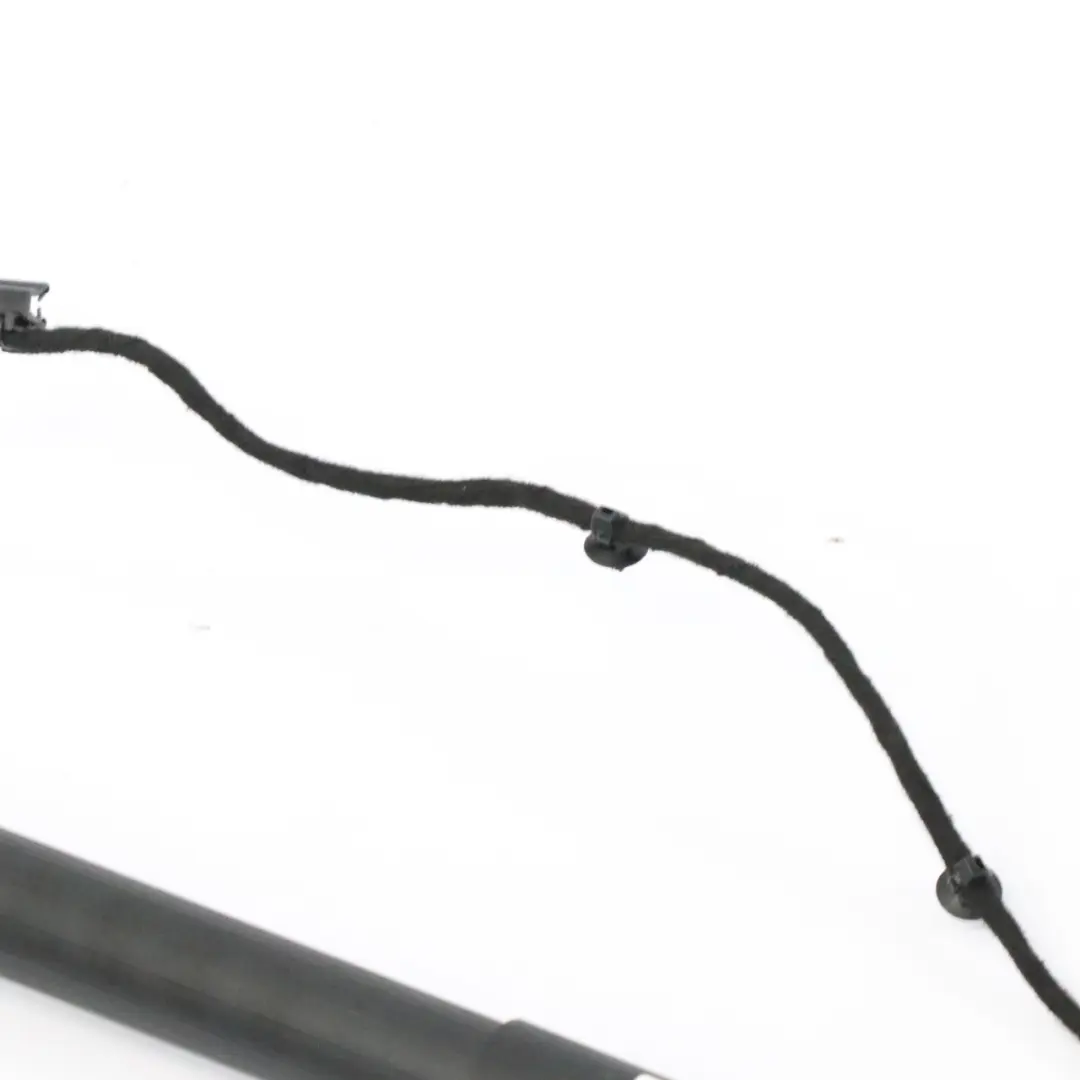 Molla portellone Mercedes C292 Coperchio Puntone pneumatico destro per con numero di parte A2928900400 Molla portellone Mercedes C292 Coperchio Puntone pneumatico destro - SKU A2928900400 - Numero di parte A2928900400