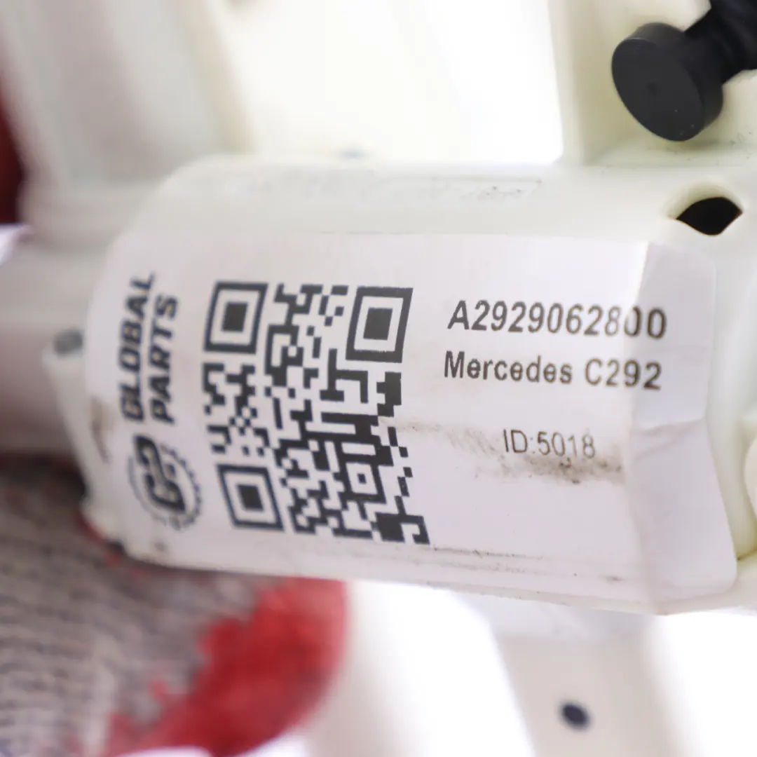 Coupé Mecanismo motor cierre de la tapa maletero para Mercedes GLE C292 con número de pieza A2929062800 Mercedes GLE C292 Coupé Mecanismo motor cierre de la tapa maletero - SKU A2929062800 - Número de pieza A2929062800