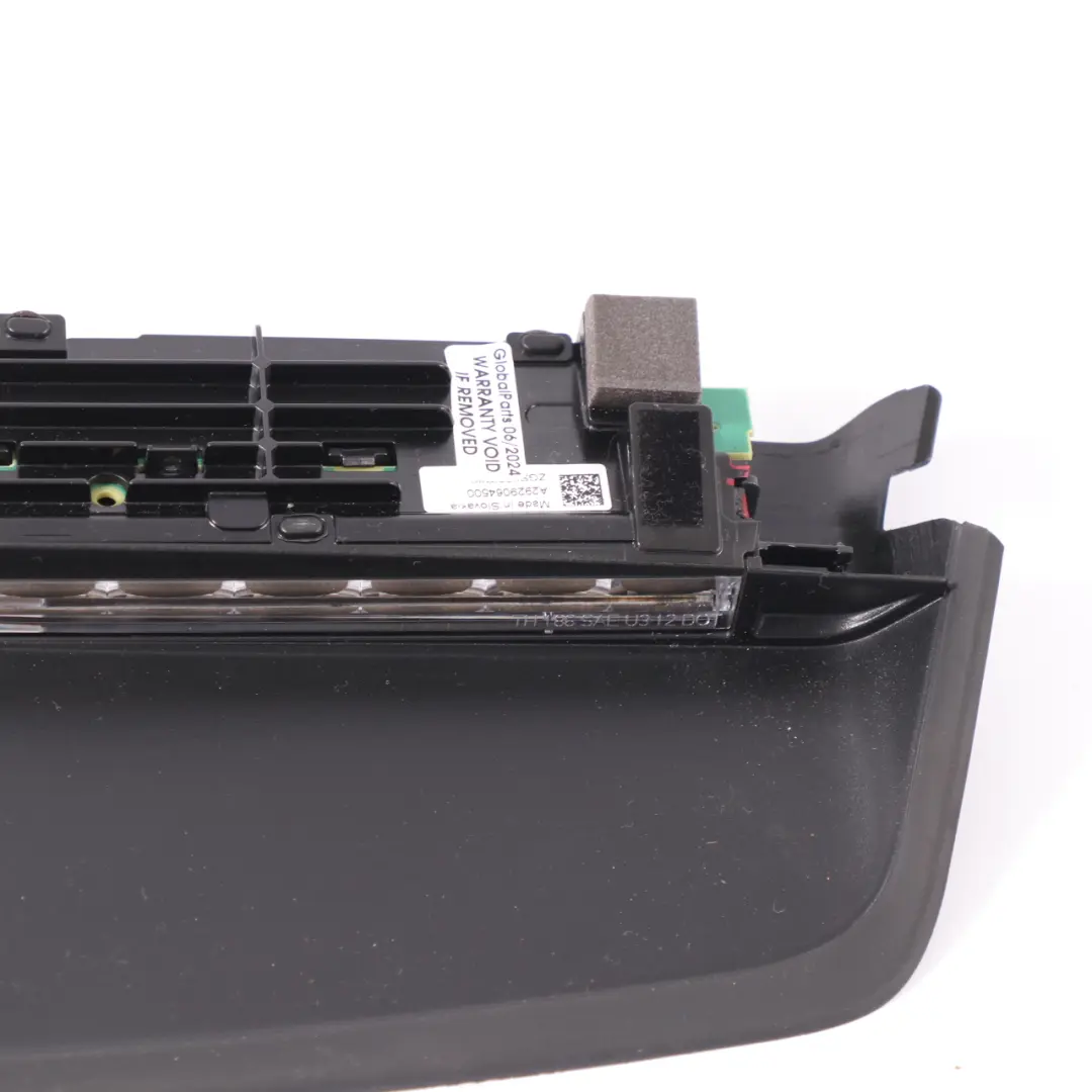 Zusätzliche Dritte Bremsleuchte Bremsleuchte für Mercedes GLE C292 Coupe mit Teilenummer A2929064500 Mercedes GLE C292 Coupe Zusätzliche Dritte Bremsleuchte Bremsleuchte - SKU A2929064500-1 - Teilenummer A2929064500