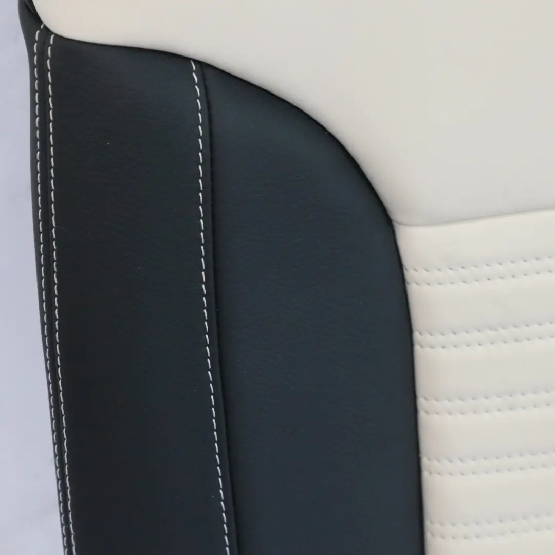 Respaldo Asiento Trasero Derecho Cuero Nappa Negro / Porcelain para Mercedes GLA C292 con número de pieza A2929206602 Mercedes GLA C292 Respaldo Asiento Trasero Derecho Cuero Nappa Negro / Porcelain - SKU A2929206602 - Número de pieza A2929206602