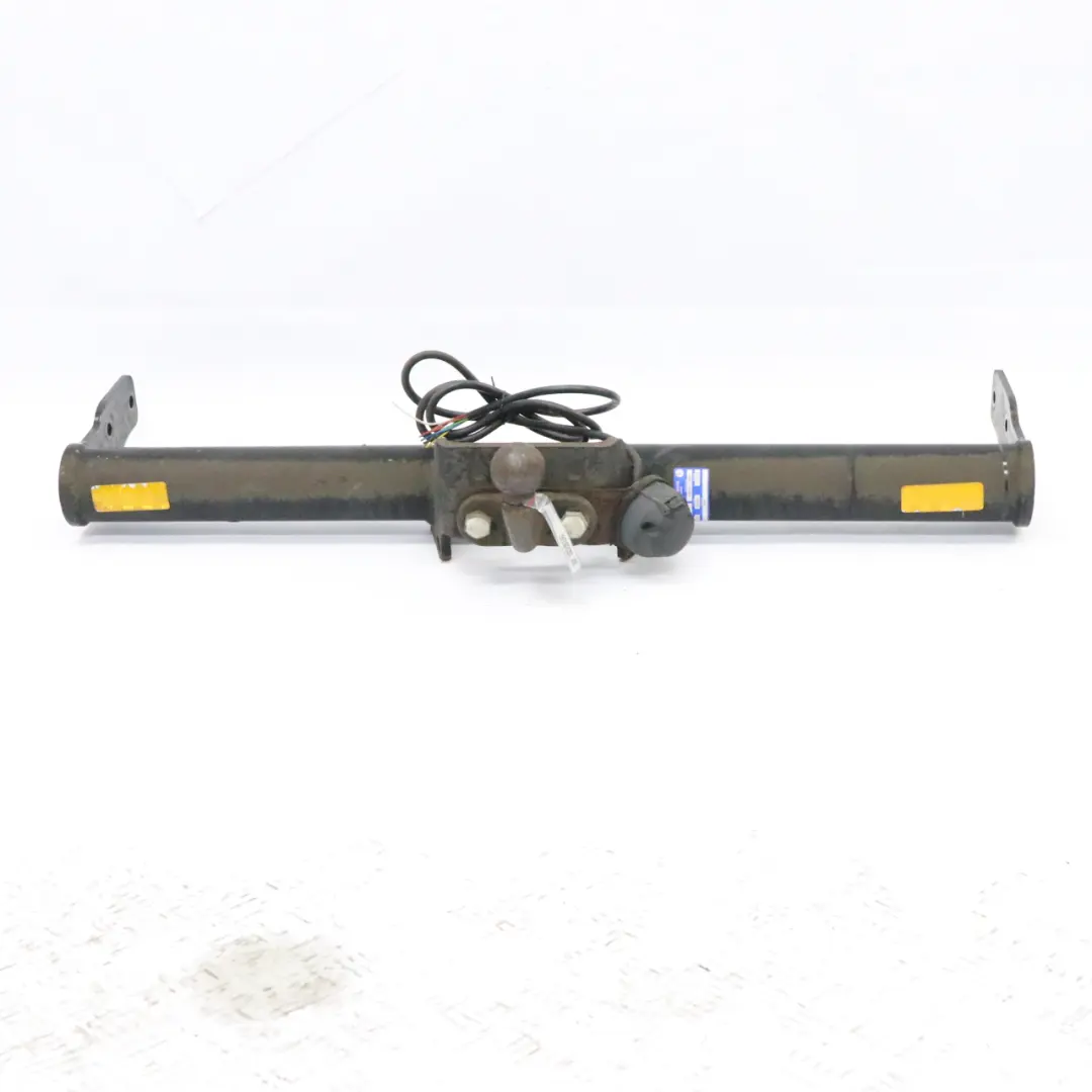 Hak Holowniczy Tylny Tow-Trust 7 Pin do Mercedes Vito W447 o numerze A4473100095 Mercedes Vito W447 Hak Holowniczy Tylny Tow-Trust 7 Pin - SKU A4473100095 - Numer Części A4473100095